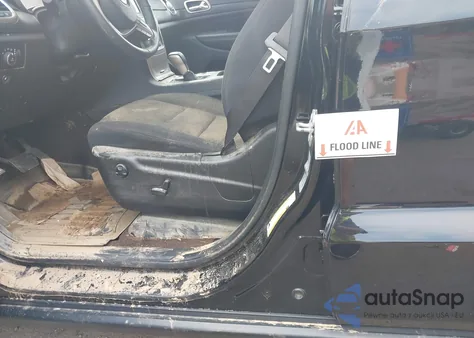 2017 Jeep Grand Cherokee Laredo z USA, uszkodzony, nr VIN 1C4RJFAG7HC849779